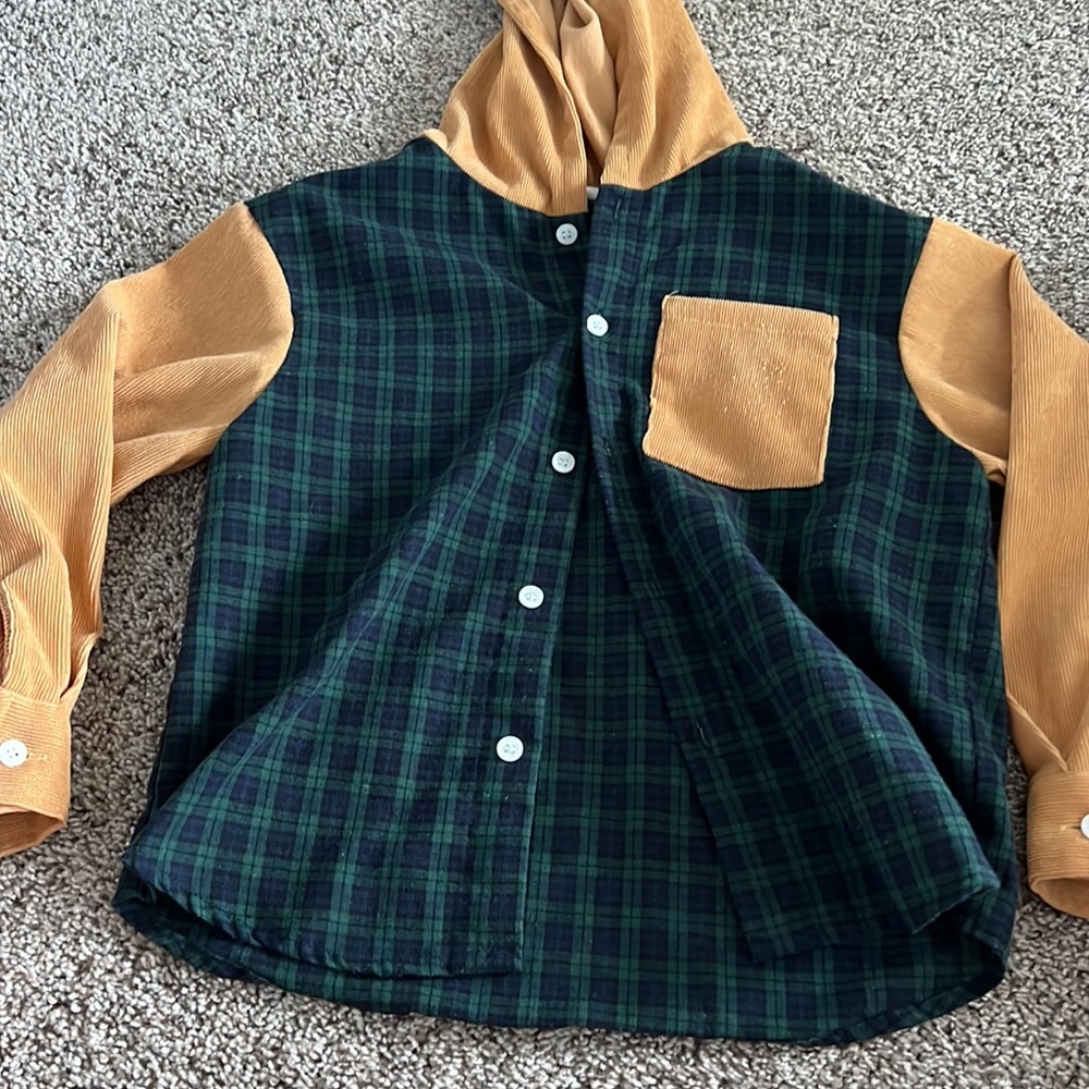 Button up - Picture 2 of 4